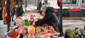 istanbul gonullulerinden kadin girisimcilere destek kadin emegi pazari